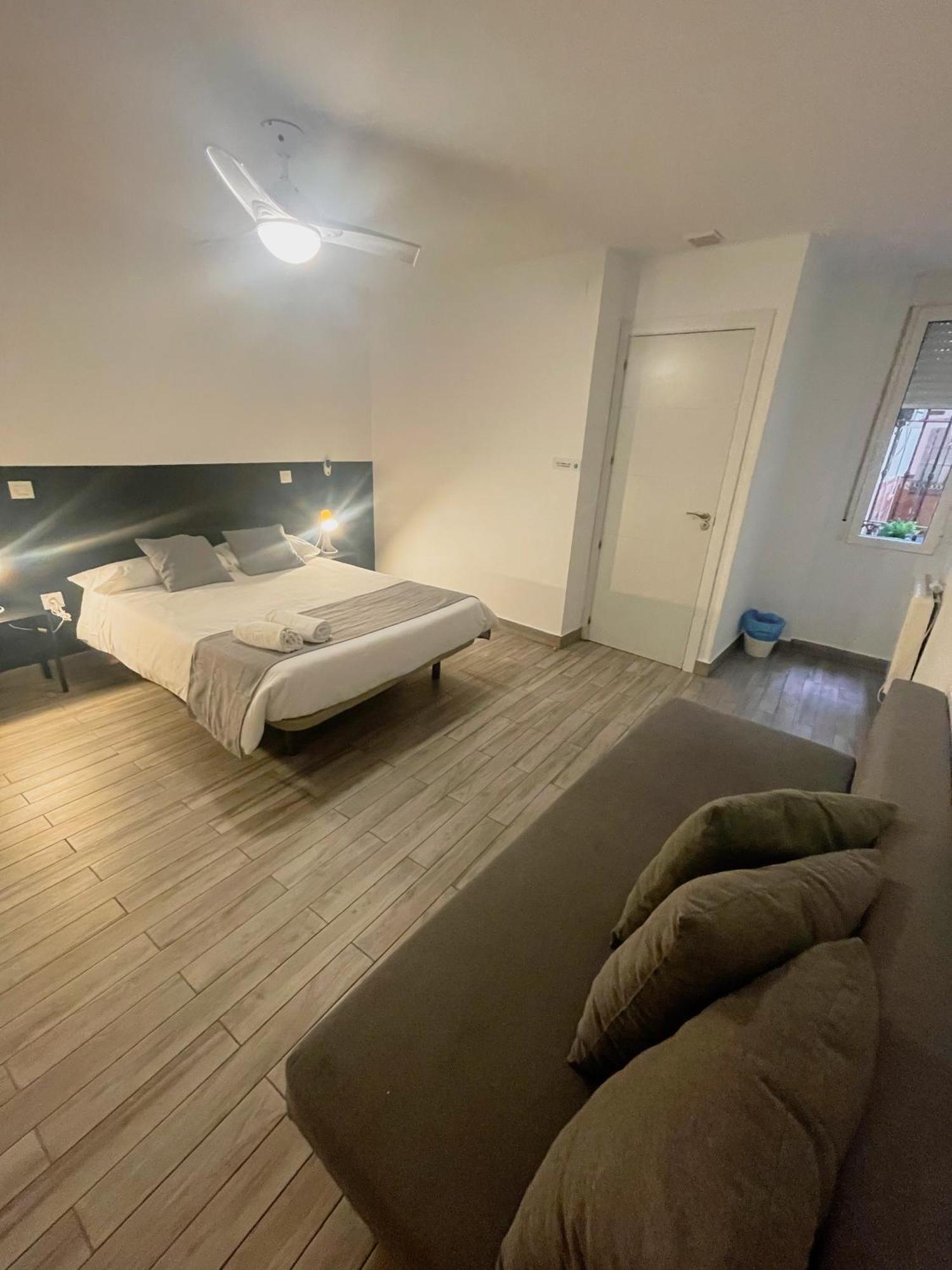 Arce Habitaciones Madrid Exterior foto